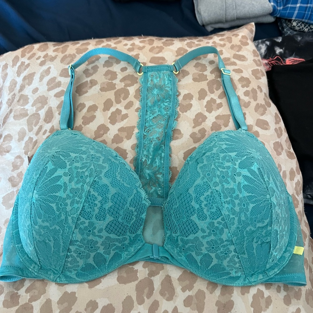 36D Victoria secret bra
